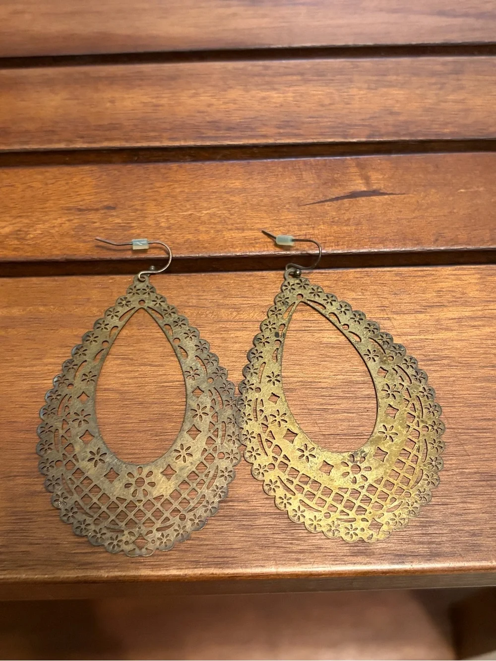 Filigree Teardrop Metal Earrings